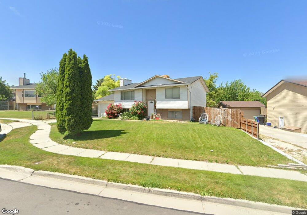5270 Begonia Cir, West Jordan, UT 84081 - photo 1