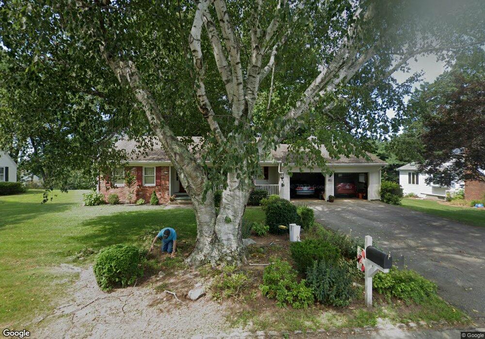 43 Red Gate Rd, Cumberland, RI 02864 - photo 1