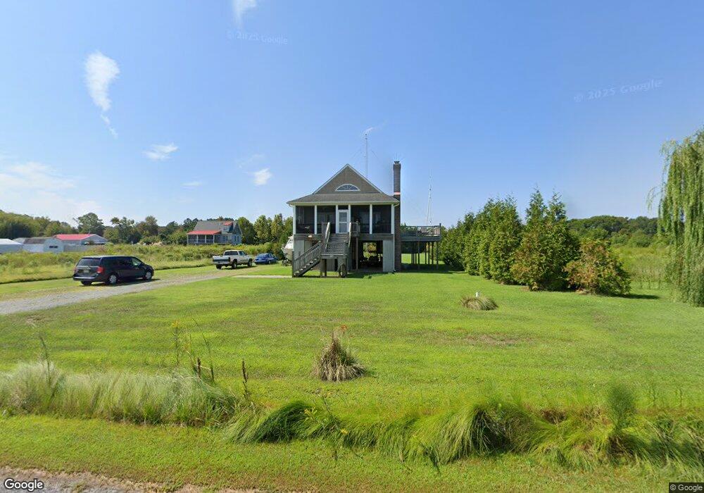 711 Fort Lowry Ln, Dunnsville, VA 22454 - photo 1