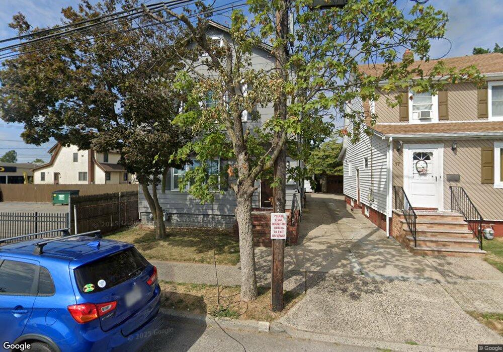 15 Monroe St, Franklin Square, NY 11010 - photo 1