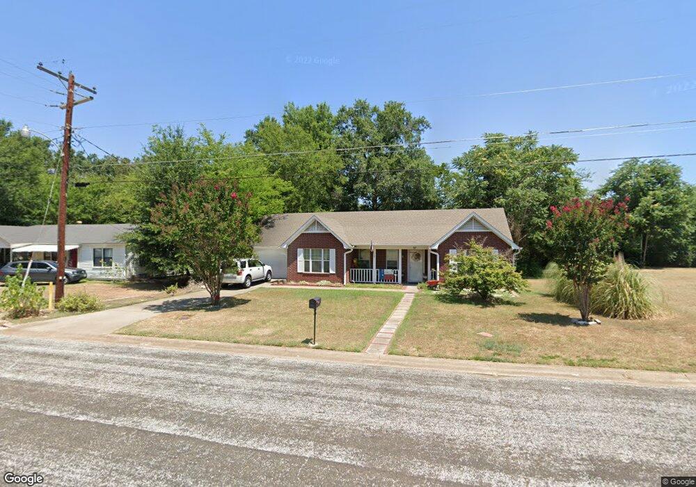 917 Leach St, Kilgore, TX 75662 - photo 1