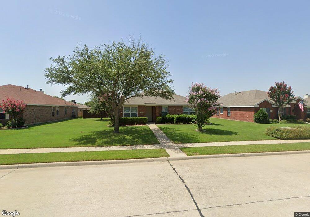 2304 Creekdale Dr, Denton, TX 76210 - photo 1