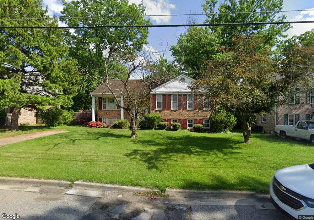 9408 Pine View Ln, Clinton, MD 20735 - photo 1