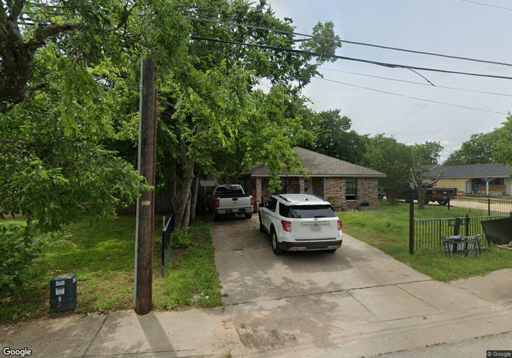 494 Park St, Cleburne, TX 76031 - photo 1