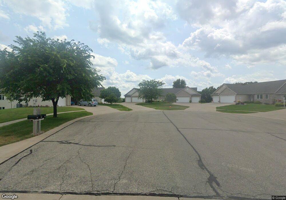 904 Aurora Cir, Red Wing, MN 55066 - photo 1