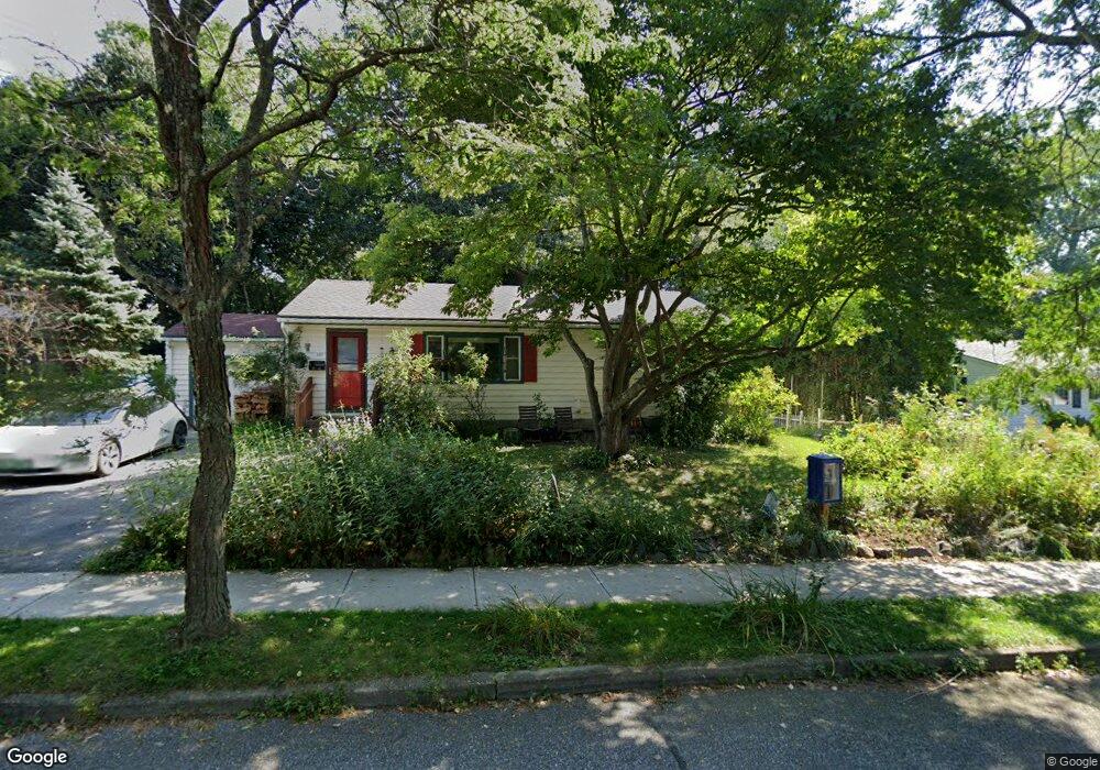 107 Cherry Ln, Burlington, VT 05401 - photo 1