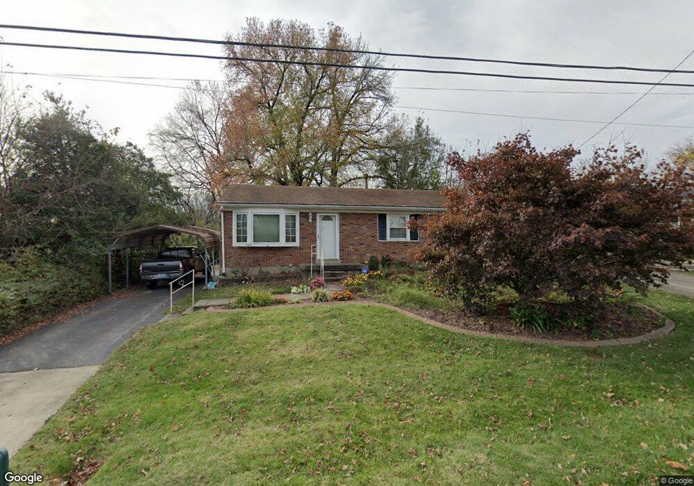 9402 Plumwood Rd, Louisville, KY 40291 - photo 1