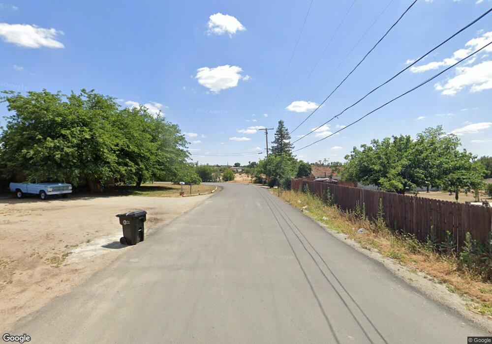 738 E Laurel Ave, Porterville, CA 93257 - photo 1