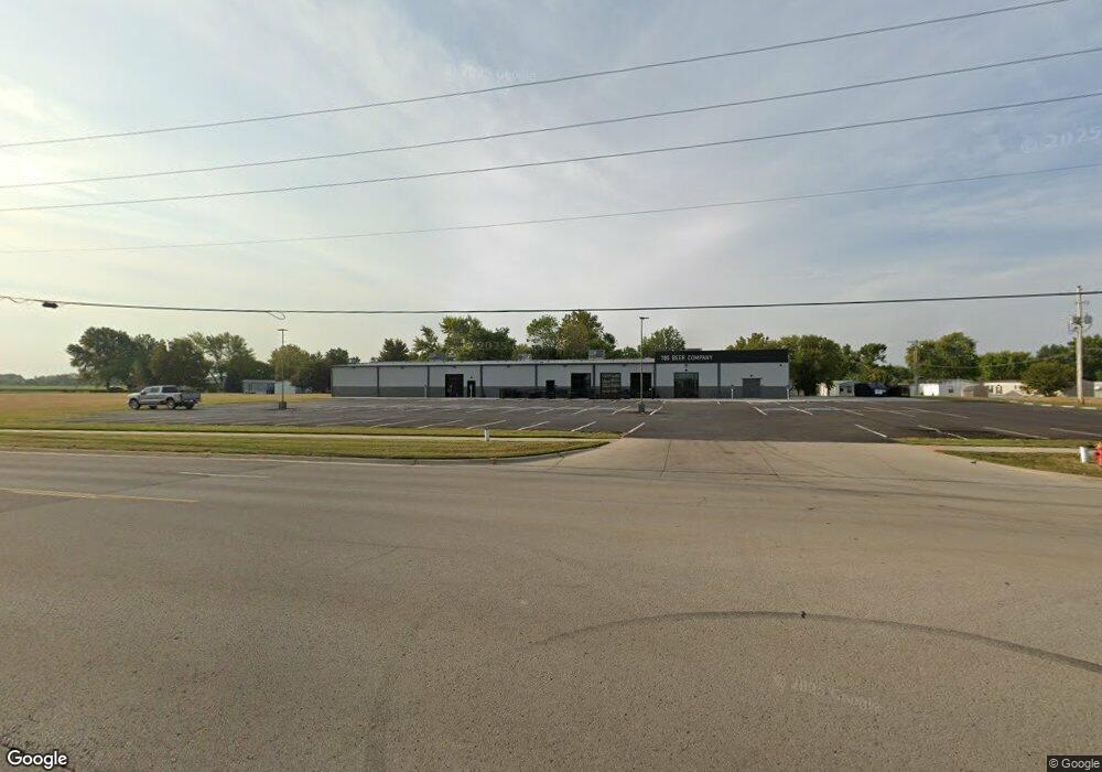 301 SE 45th St, Topeka, KS 66609 - photo 1