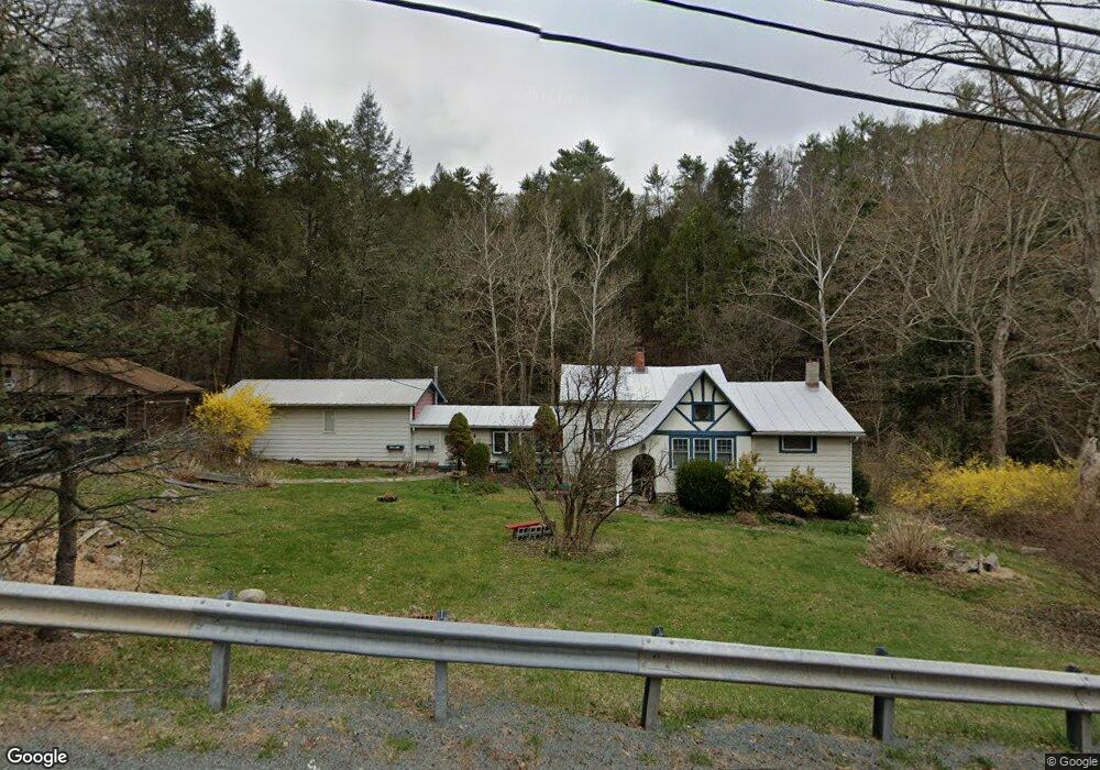 111 Christian Hill Rd, Milford, PA 18337 - photo 1