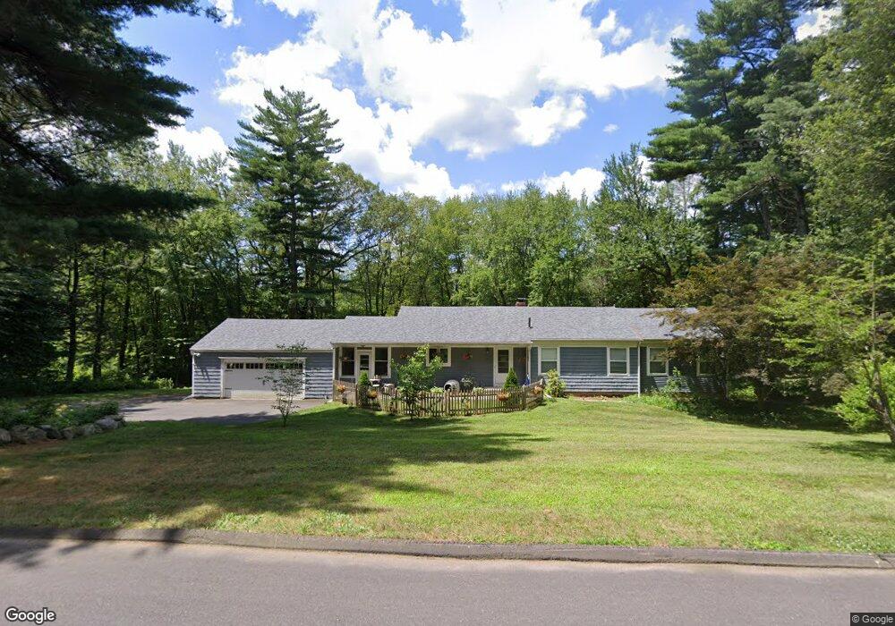 31 Hildurcrest Dr, Simsbury, CT 06070 - photo 1