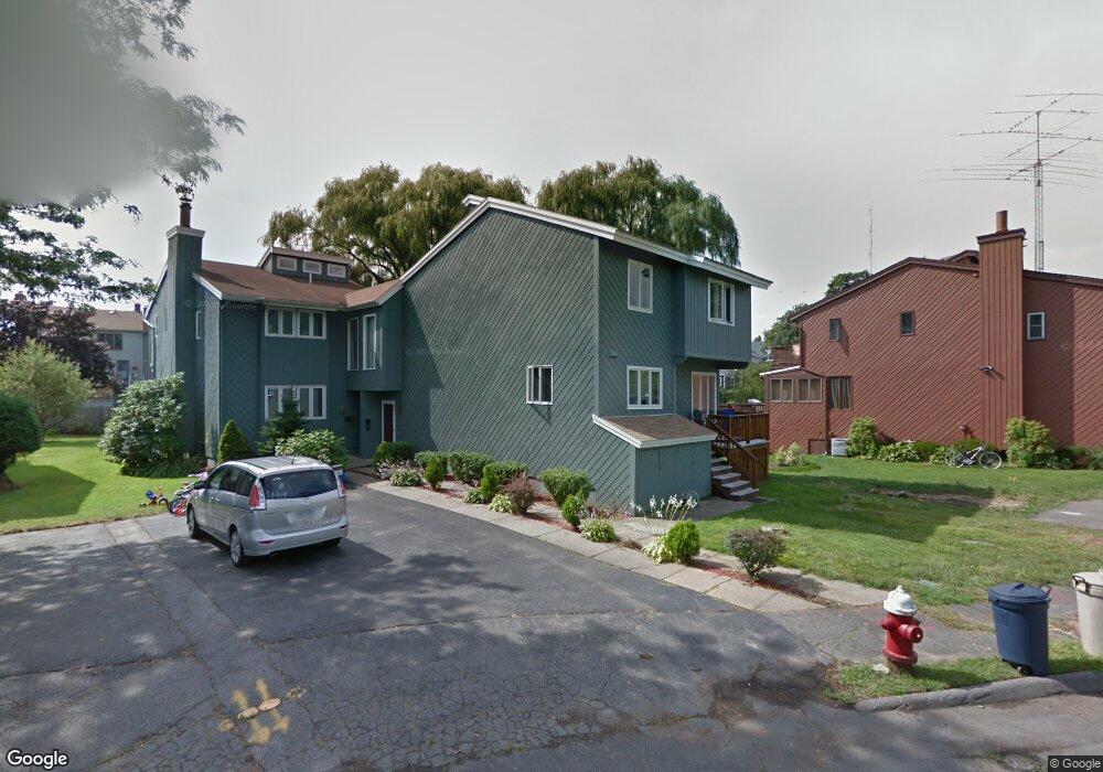 5 Sutton Place, Swampscott, MA 01907 - photo 1