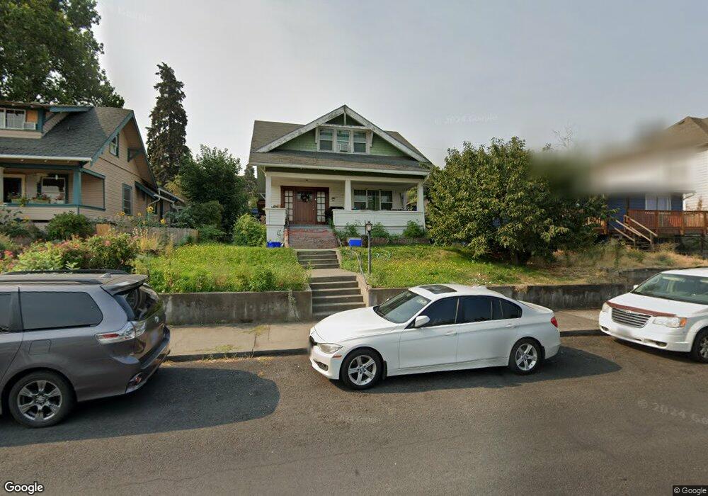 504 E 12th St, the Dalles, OR 97058 - photo 1