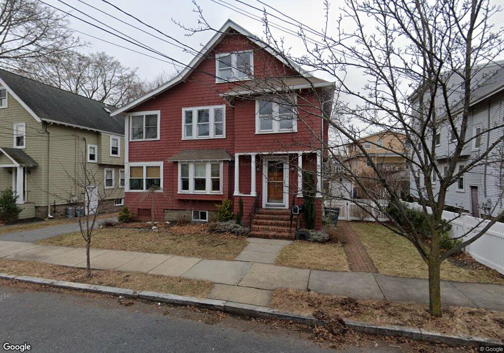 7 Newton Rd, Arlington, MA 02474 - photo 1