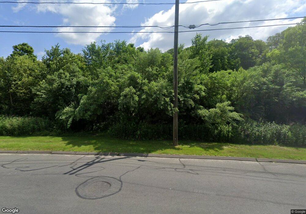 28 Lancaster Dr, Beacon Falls, CT 06403 - photo 1