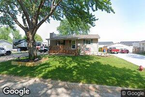 906 15th St, Port Byron, IL 61275