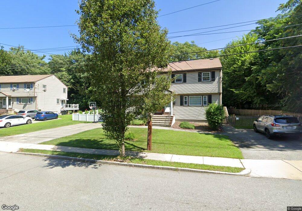 38 Hart St, Woburn, MA 01801 - photo 1