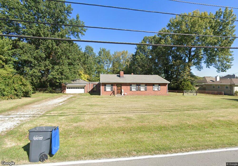 7913 Glaser Ln, Louisville, KY 40291 - photo 1
