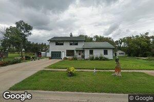 309 1st St SW, Highmore, SD 57345
