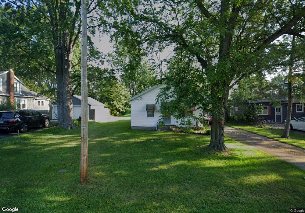 9 Chestnut St, Three Oaks, MI 49128 - photo 1