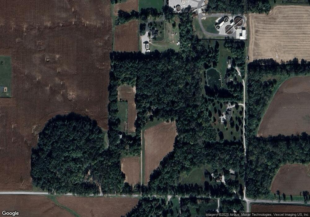 7133 Holcomb School Rd, Freeburg, IL 62243 - photo 1