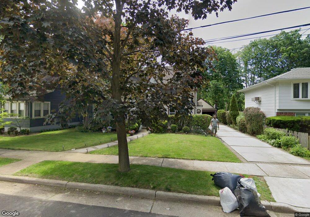 21 Clark Place, Hempstead, NY 11550 - photo 1