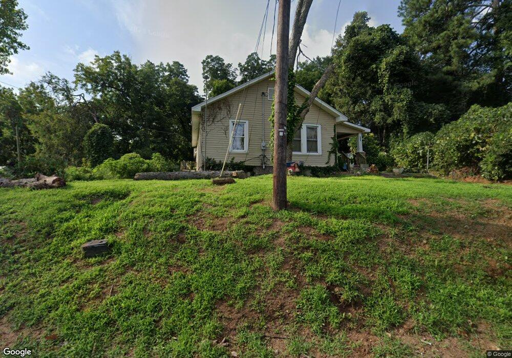 224 Hance St, Laurens, SC 29360 - photo 1