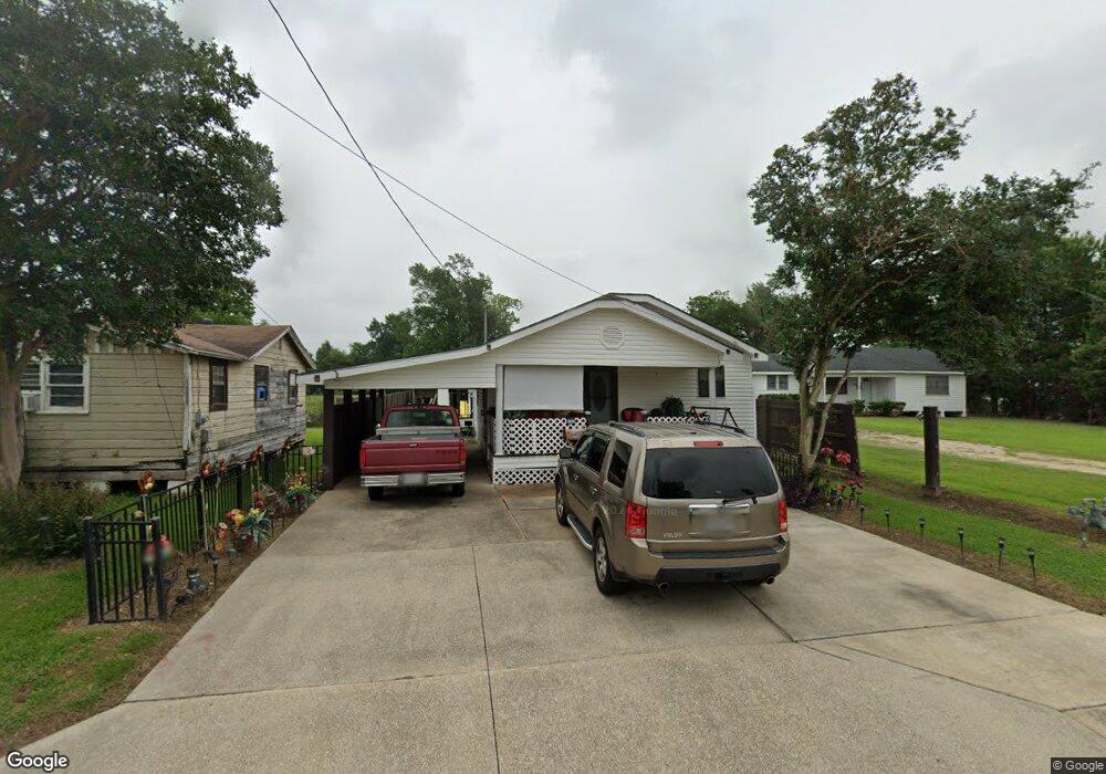 721 Kingsley St, Lake Charles, LA 70601 - photo 1