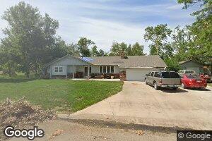 9 Cedar Dr, Halstead, KS 67056