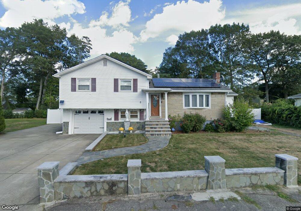 8 Scally Cir, Randolph, MA 02368 - photo 1