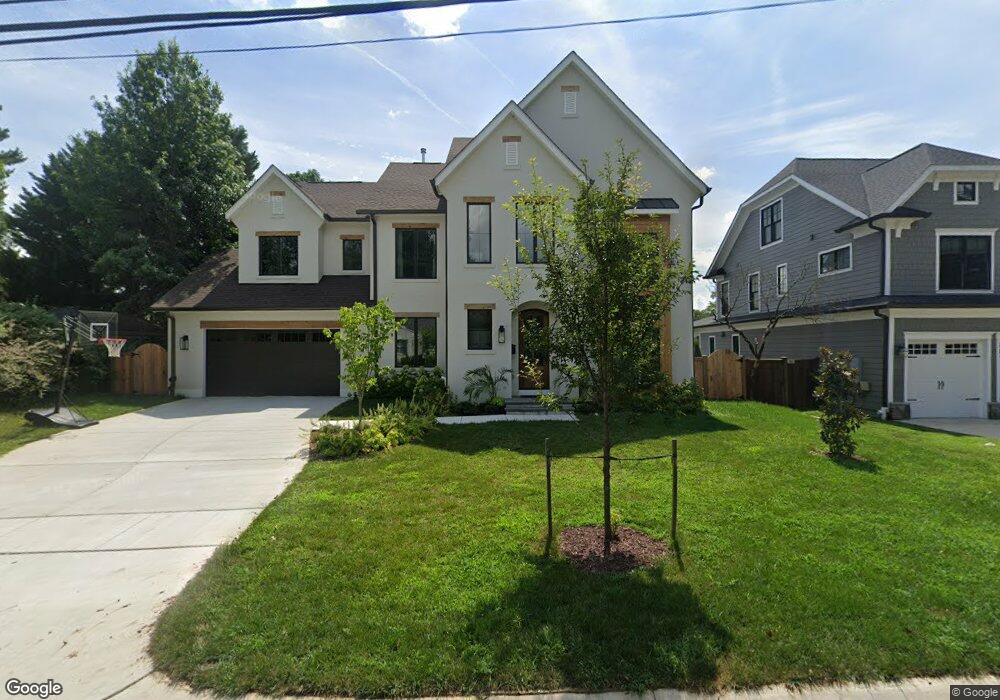 3204 Winnett Rd, Chevy Chase, MD 20815 - photo 1