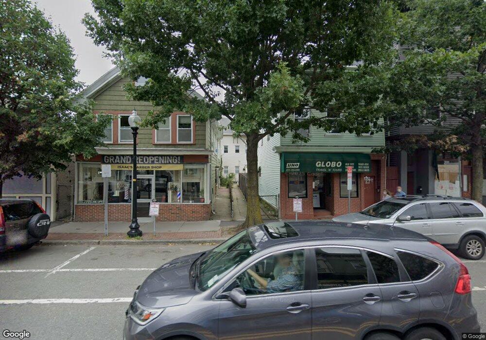 1105 Cambridge St, Cambridge, MA 02139 - photo 1