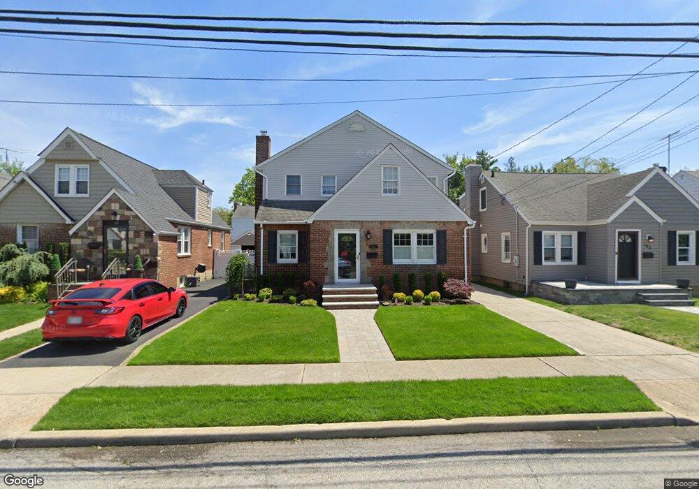 141 James St, Franklin Square, NY 11010 - photo 1