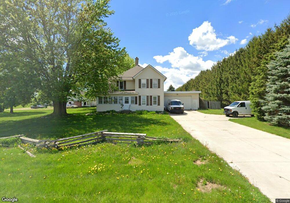 7939 Highland Dr, Kewaskum, WI 53040 - photo 1