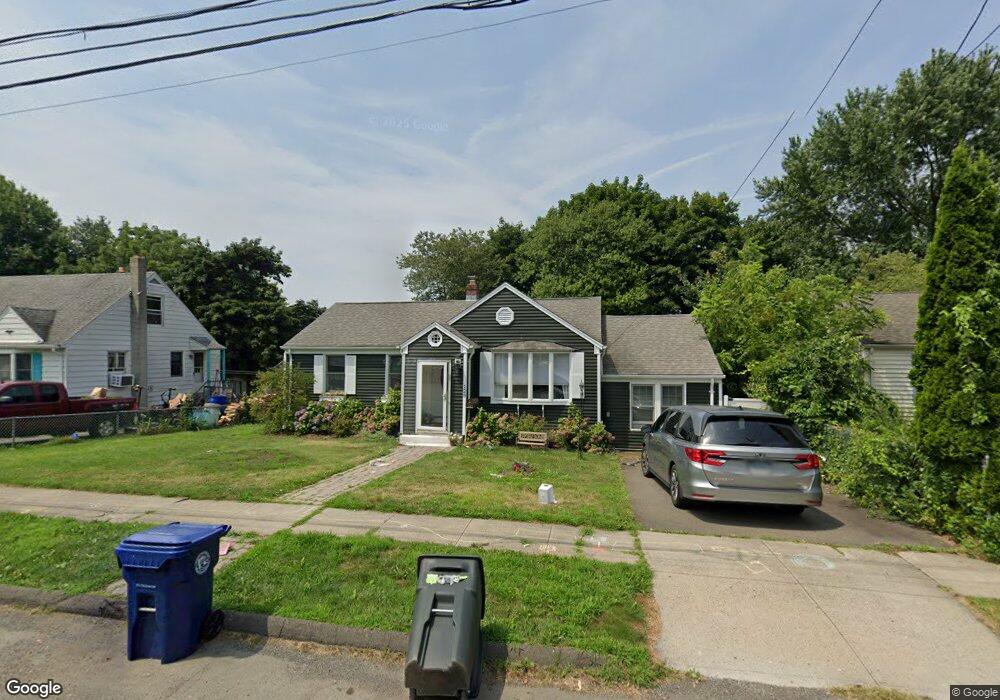 128 Winslow Dr, West Haven, CT 06516 - photo 1