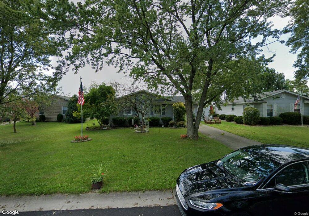 624 E Franklin St, Berne, IN 46711 - photo 1