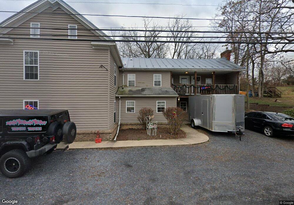 215 S Main St, Edinburg, VA 22824 - photo 1