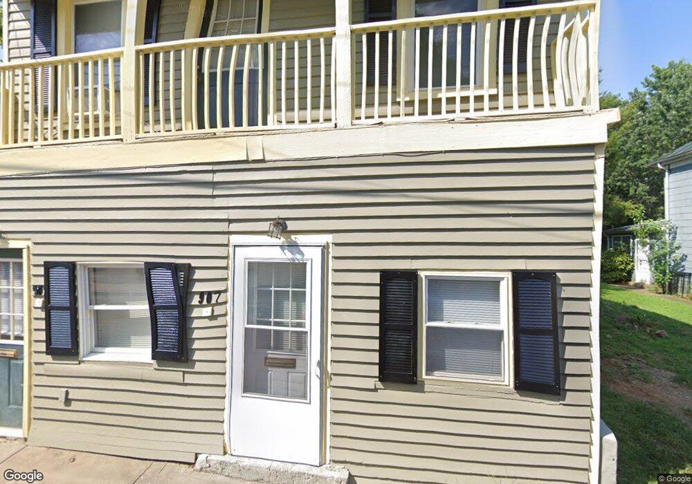 907 Nalle St unit 909, Charlottesville, VA 22903 - photo 1