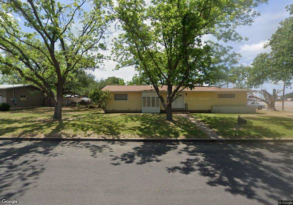 101 Hale St, Fredericksburg, TX 78624 - photo 1