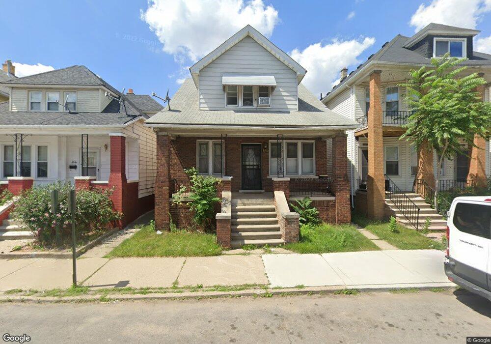 2673 Commor St, HamtraMcK, MI 48212 - photo 1