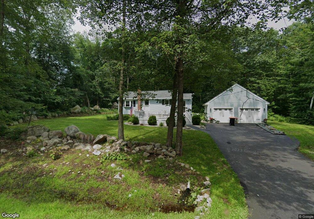 52 Wilsons Crossing Rd, Auburn, NH 03032 - photo 1