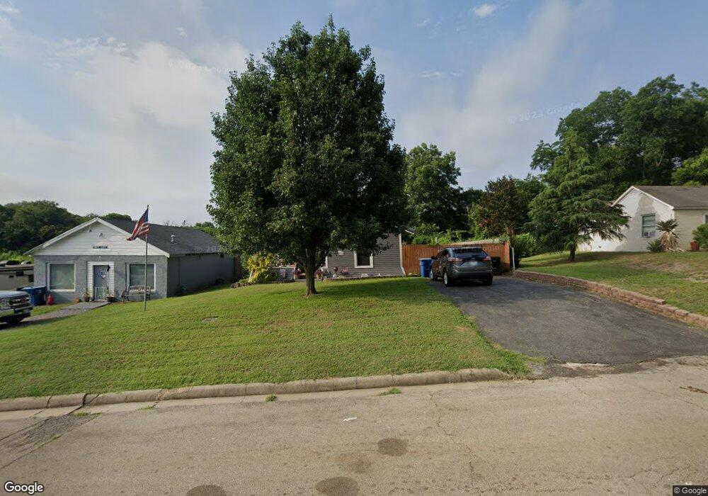 1504 W Johnson St, Denison, TX 75020 - photo 1