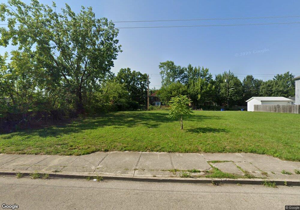 1237 1/2 Oak St, Columbus, OH 43205 - photo 1