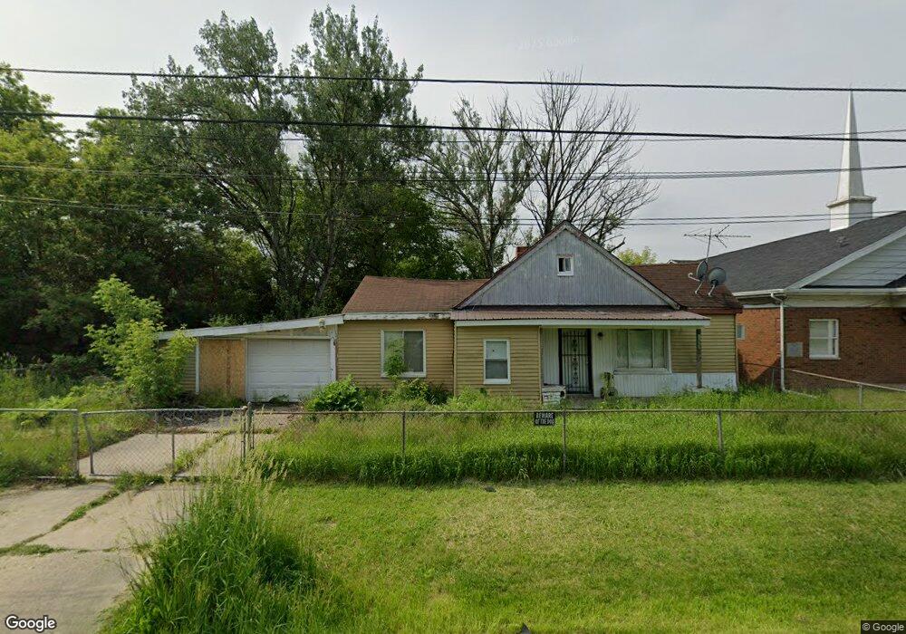 1270 E Humphrey Ave, Flint, MI 48505 - photo 1