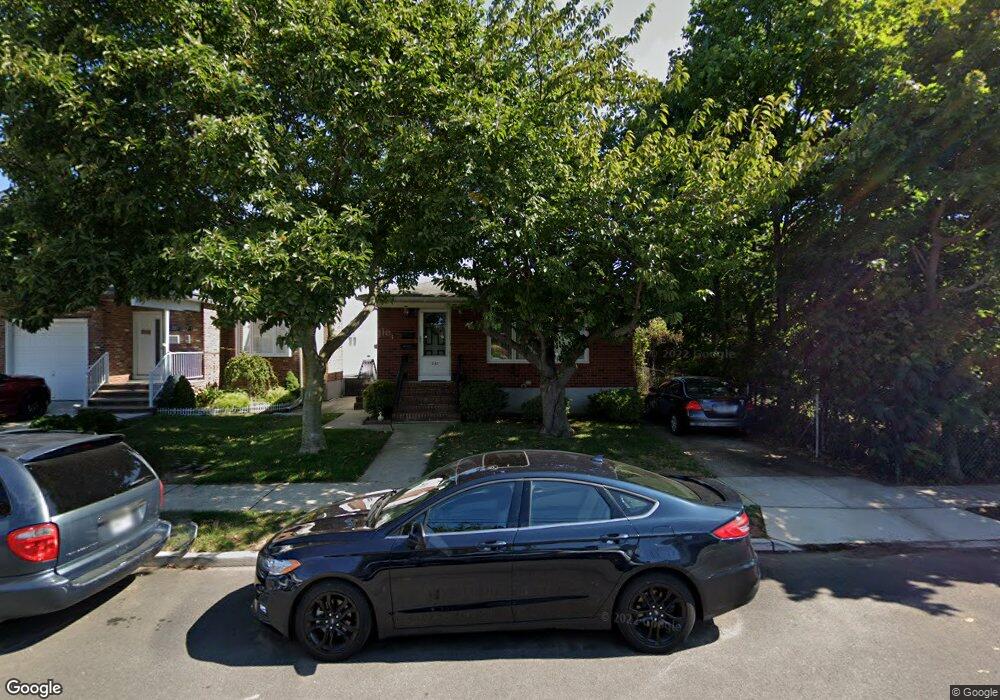 237 Mallory Ave, Staten Island, NY 10305 - photo 1