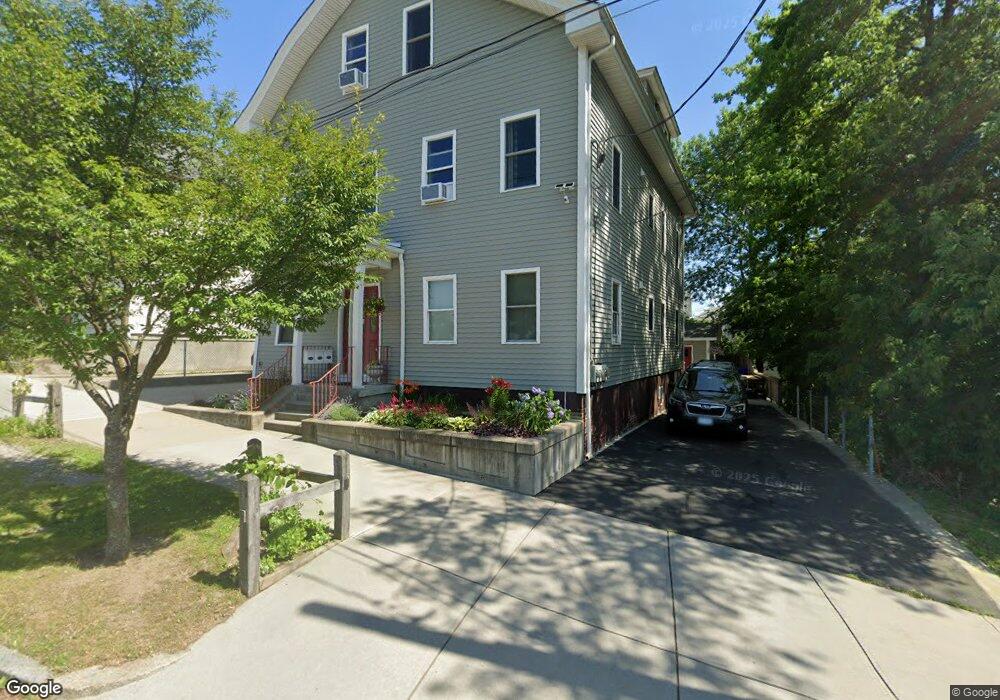39 Vernon St, Pawtucket, RI 02860 - photo 1