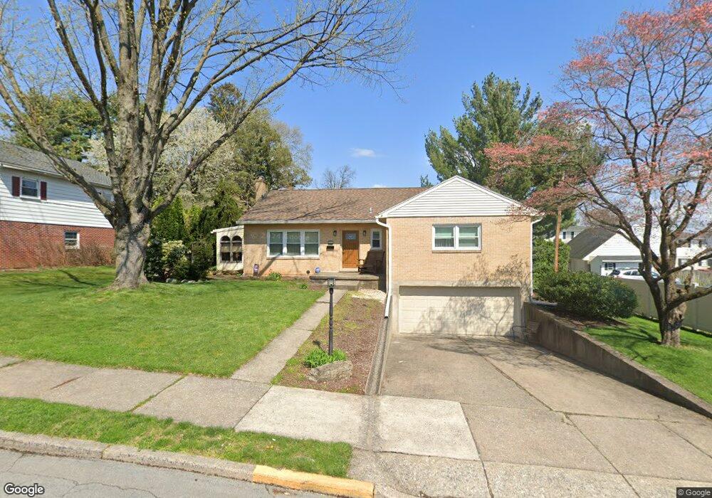 713 N Berks St unit 717, Allentown, PA 18104 - photo 1