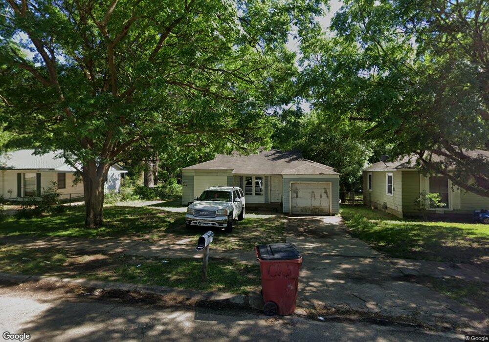 624 Arizona Ave, Wake Village, TX 75501 - photo 1