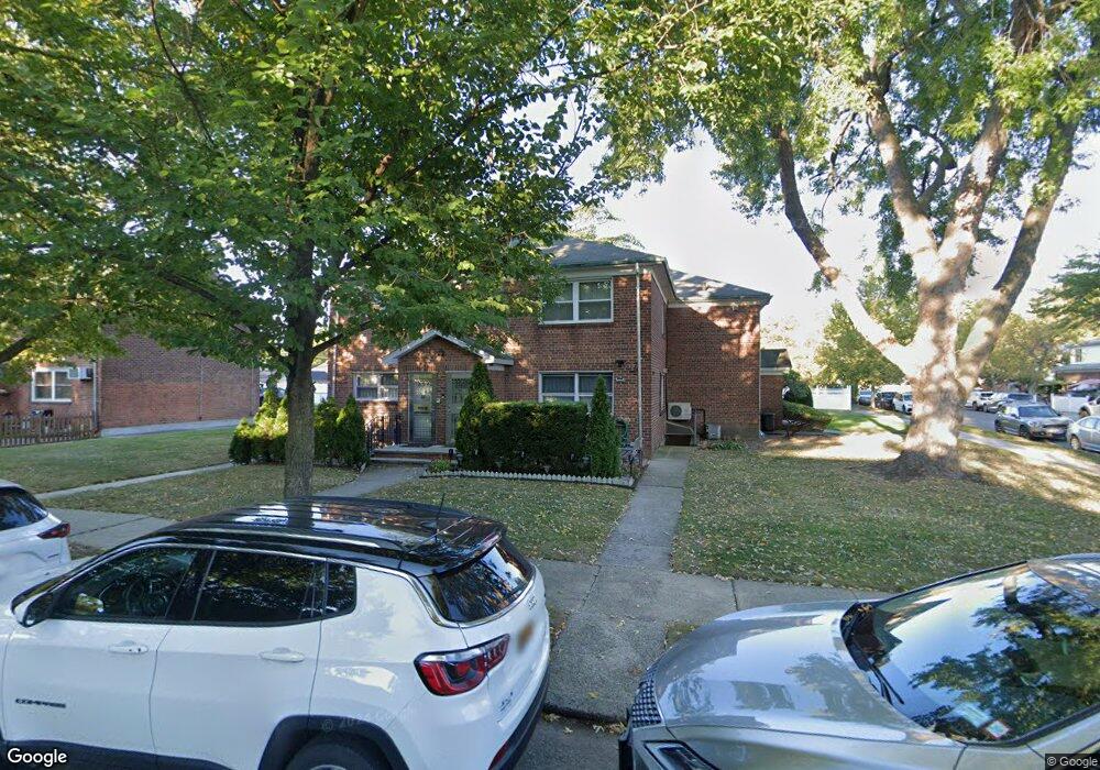 5606 175th Place unit 1005, Fresh Meadows, NY 11365 - photo 1