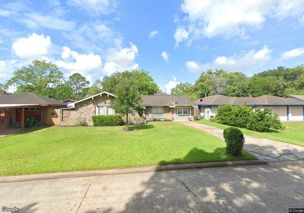 8911 Gauguin Dr, Houston, TX 77088 - photo 1